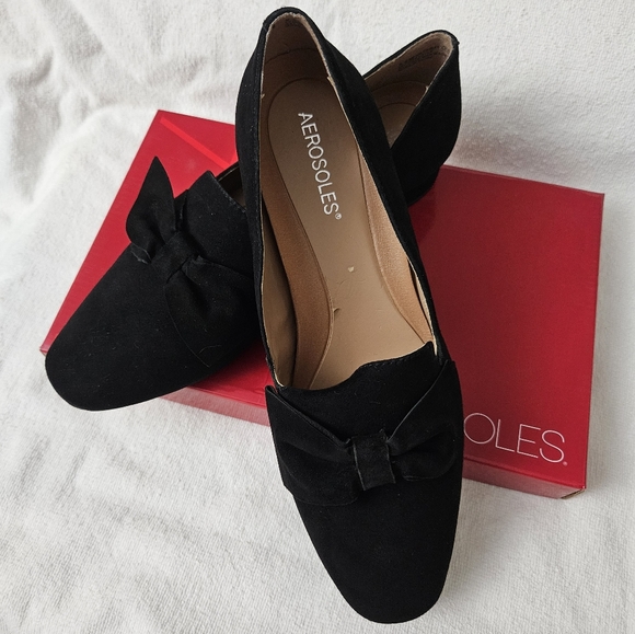 AEROSOLES Shoes - "AEROSOLES" Black Suade Women's Point Toe Shoes - "New: